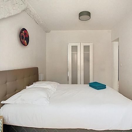 Le Briais Apartment Melun Exterior photo